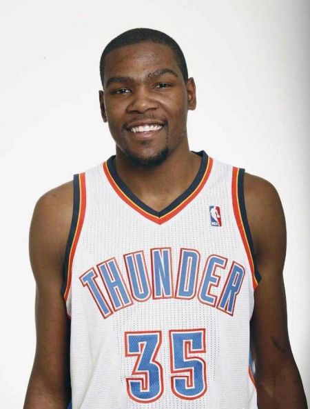 以一敌三 以一敌三