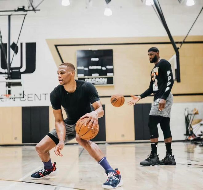 慢镜头回放 慢镜头回放