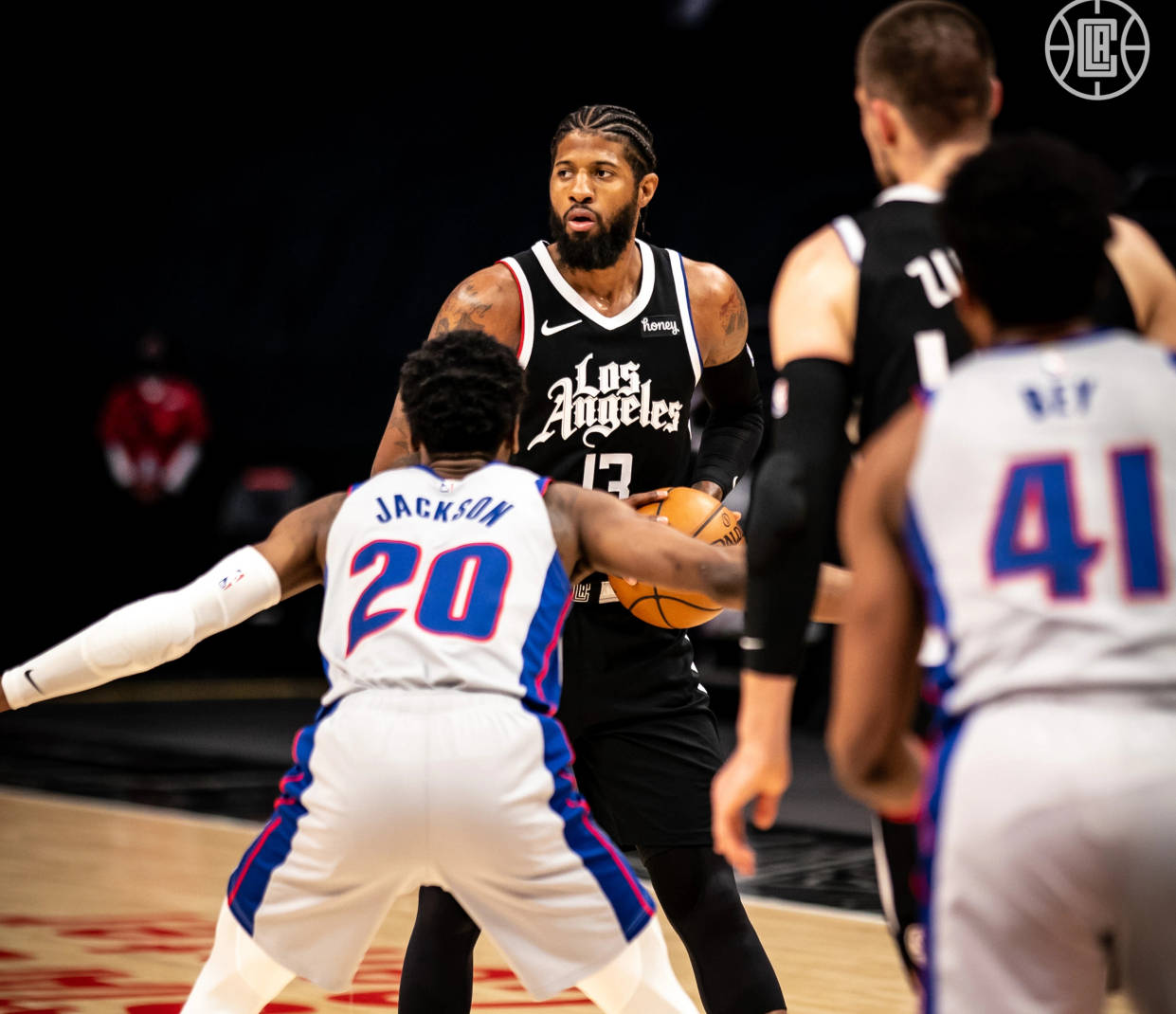 先定性后定 先定性后定